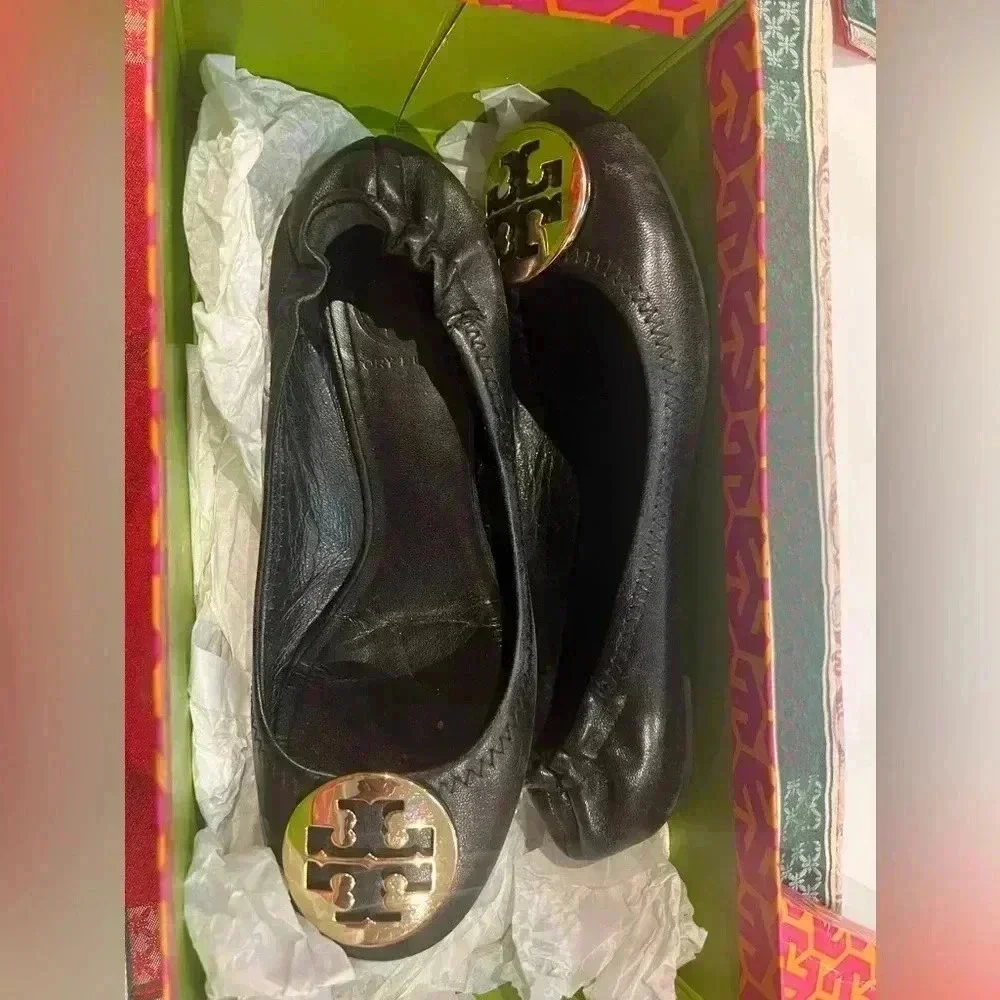 Tory Burch classic Reva ballet flats size 6